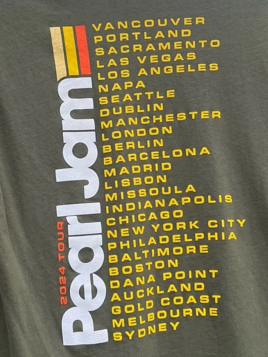 Pearl Jam 2024 Tour T-shirt | Olive Green Graphic Band Shirt | Size Small - Picture 5 of 8